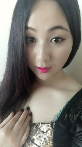 久独凉心主播照片