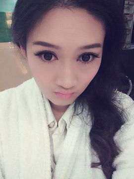 我是艺宝主播照片