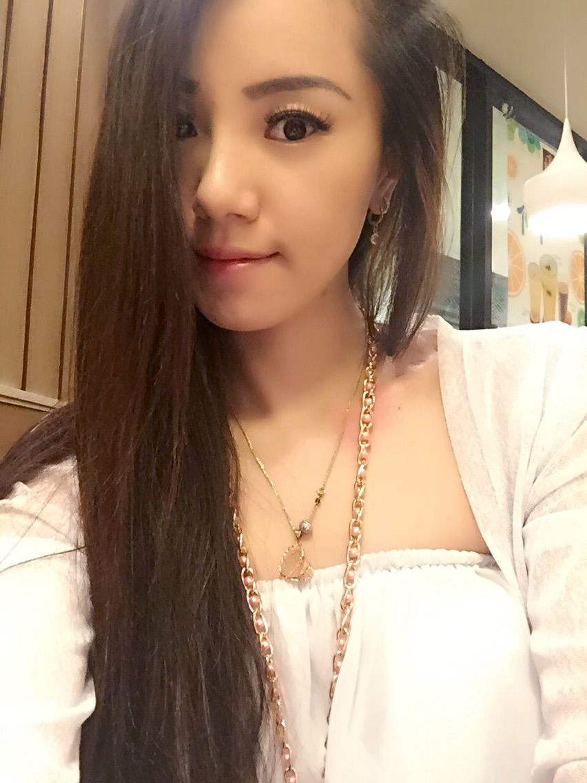 紫依520的主播照片