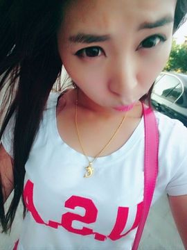 荷曦♫つ主播照片