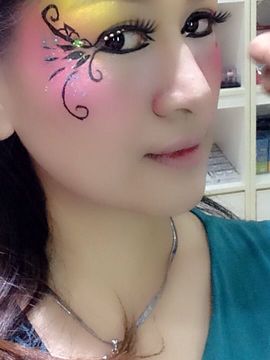 冰爷守护辰宝主播照片