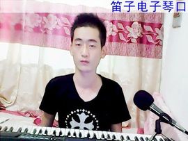 KerIz主播照片