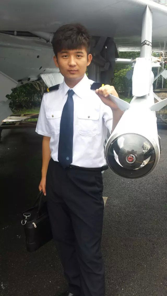 临沂的一米八的主播照片