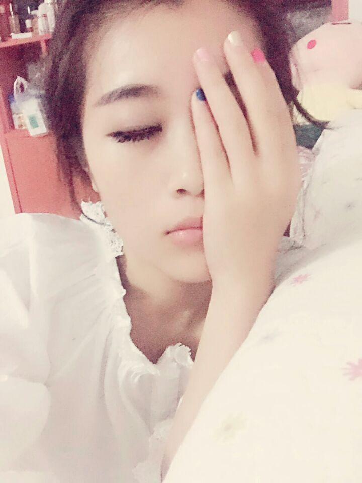 づ╭❤～诗诗的主播照片