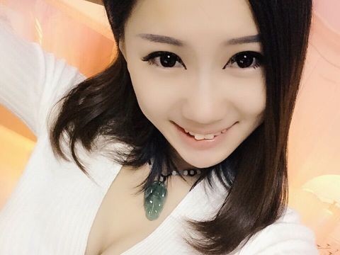 シ小雨丶Jenny海报