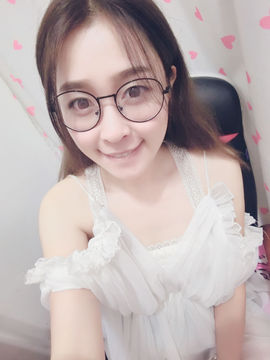 张伊慧Vicky主播照片
