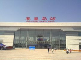 mc刘皓杰主播照片