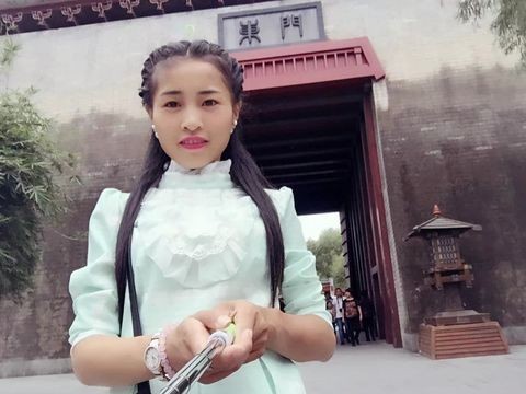 *安琦*海报