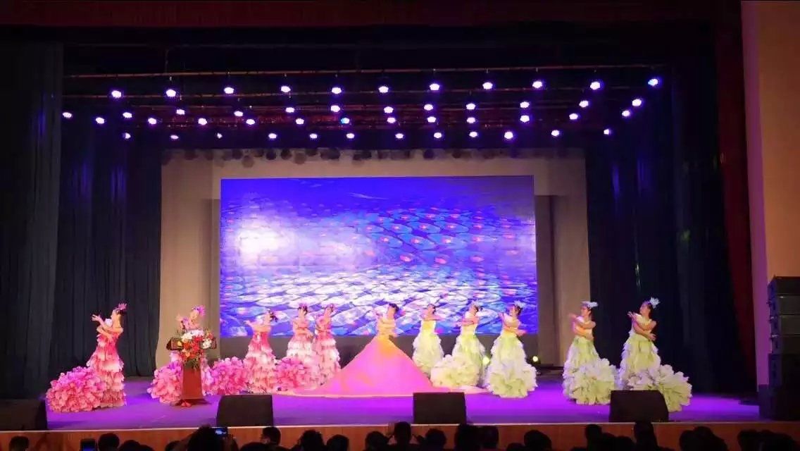 xiaoxiao小的主播照片