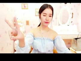 田甜d主播照片
