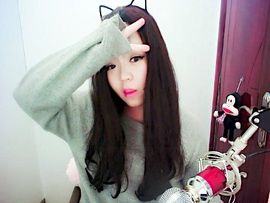 阿5呀主播照片