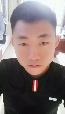 没事，没事。主播照片