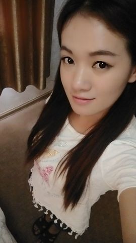 ︶小仙主播照片