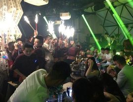 雷★刚主播照片