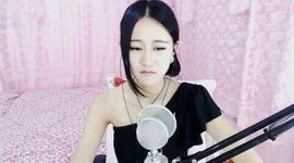 叼着香烟看主播主播照片