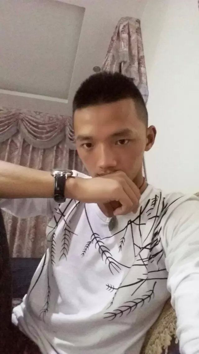 __阳光未必暖人心2的主播照片
