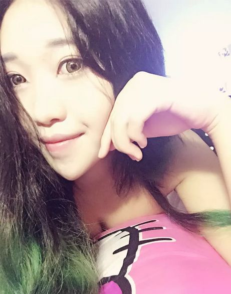 QK雪碧的主播照片