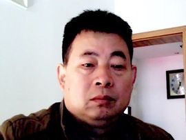 a雄哥主播照片