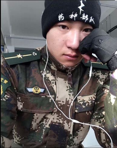 前♚︶男友的主播照片
