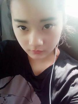 琳丫头d主播照片
