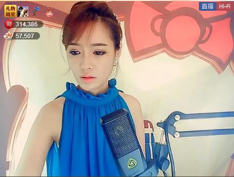 风中的风铃的图片