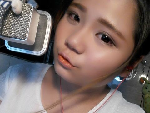 小逗比虹琳琳海报