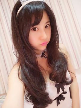 宠小妞囧囧京主播照片