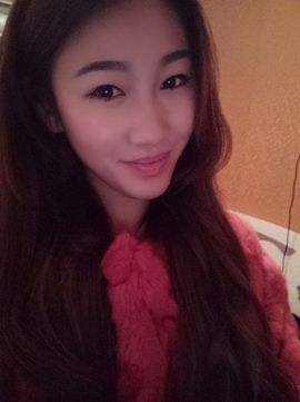 慕斯沐丝主播照片