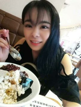 小诺0323主播照片