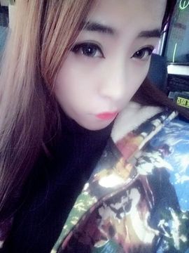 荷曦♫つ主播照片
