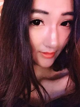 模特~雅宝儿主播照片