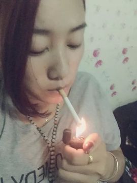 ☞黏人的小妖精☜主播照片