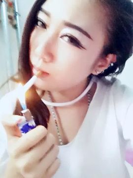 ☞黏人的小妖精☜主播照片