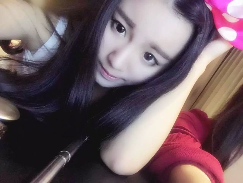 長樂...娜恩的主播海报