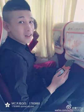 我的名字是顾毅主播照片