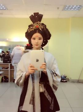 杨老师Yxx主播照片