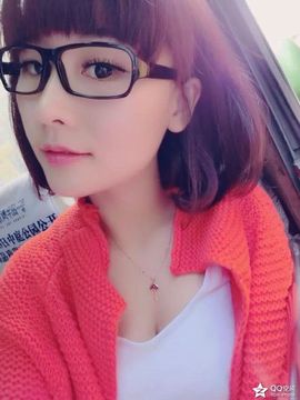 ♥╭任潇潇♥╭主播照片