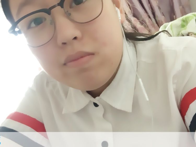 怼怼小王子的主播照片