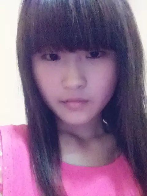 ゞ小艳。触心文字的主播照片