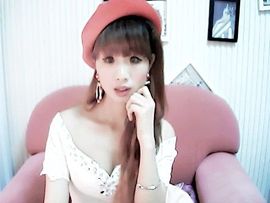 女王的姿色主播照片