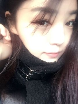 九小九，主播照片