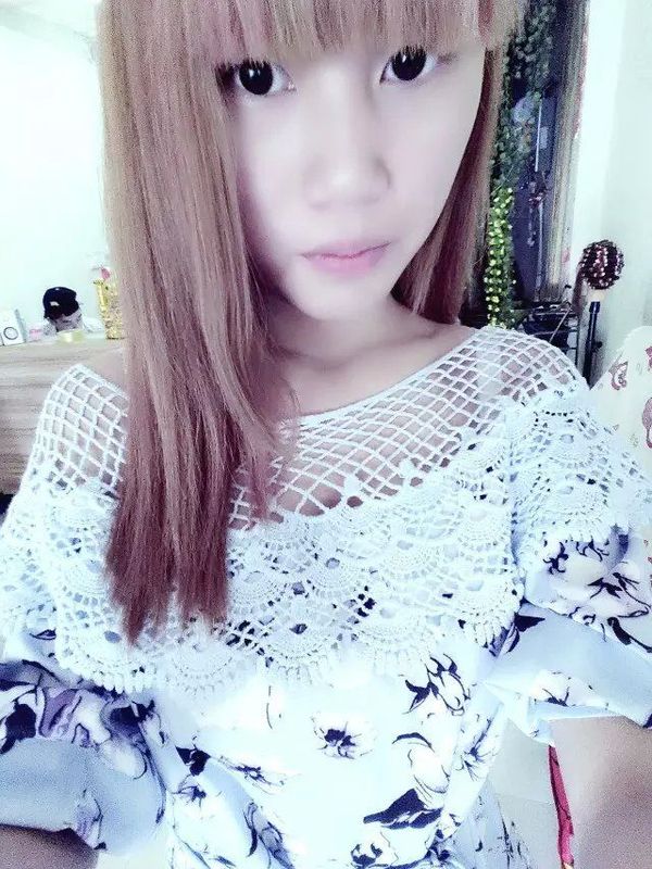 玩手机有收入进主页的主播海报