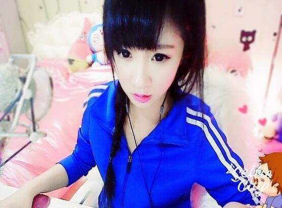 小号泪的主播海报