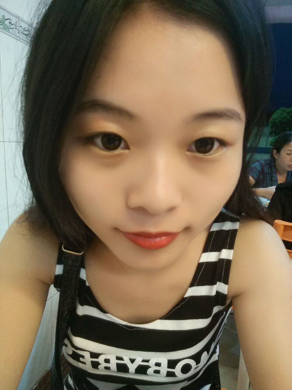 小腰妹妹的主播照片