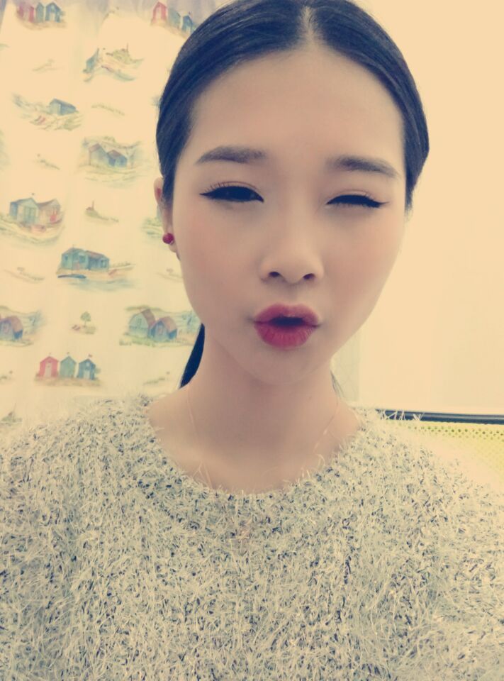 白宝是粤语歌天后的主播照片