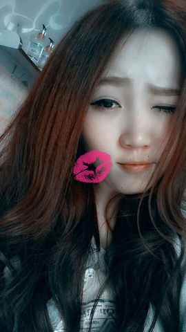 小天ㄨ主播照片