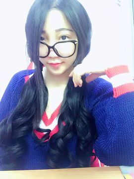 “茹果er；主播照片