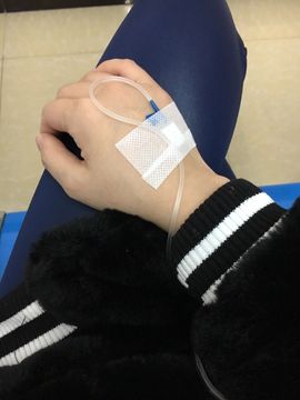 好声音洁洁主播照片