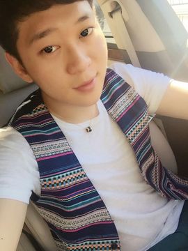 べ瑞森づ主播照片