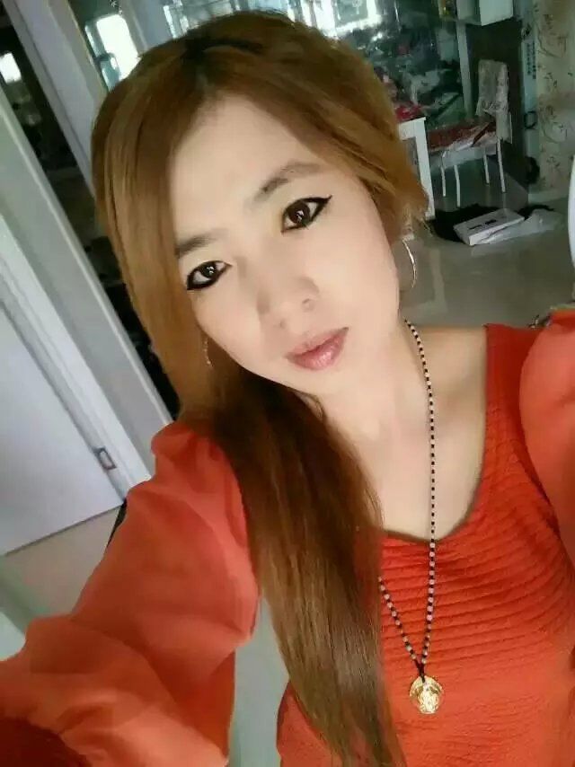 ~玫瑰等伊人~的主播照片